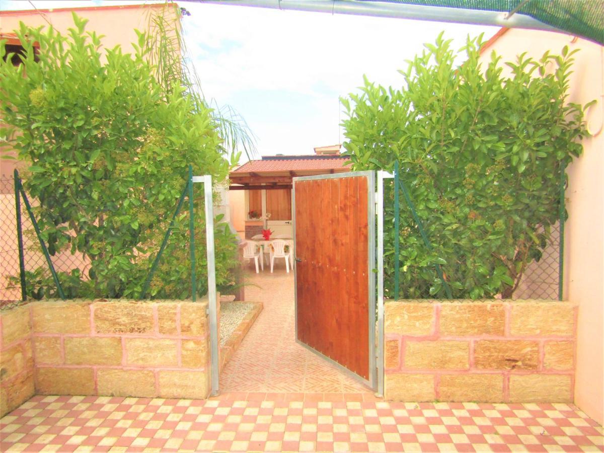 Villetta Climatizzata Mar Torre San Giovanni Extérieur photo